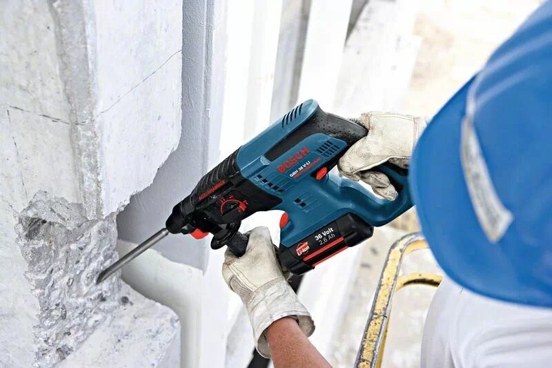 TALADRO ROTAMARTILLO RECARGABLE 36 VOLT REF. GBH 36V LI