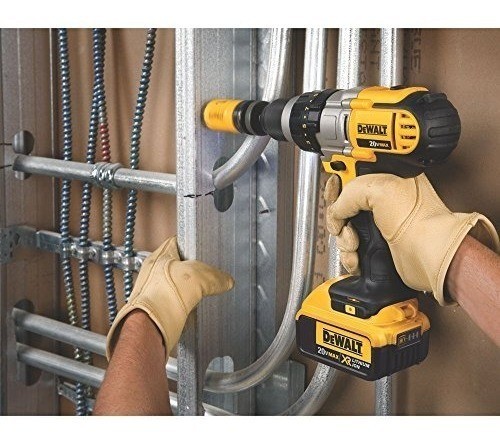 TALADRO RECARGABLE 20 VOLT 1/2 ROTACION 3 POSICIONES 2 BAT 4AMP