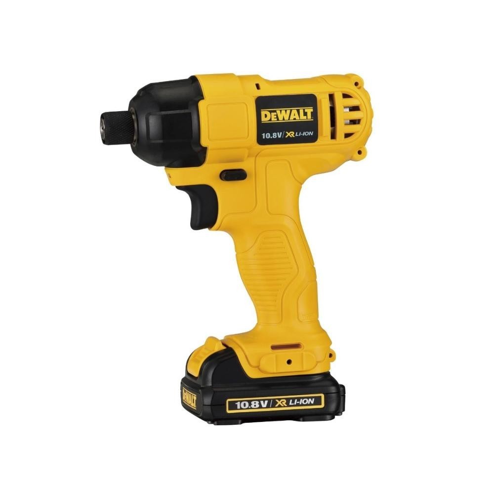 COMBO TALADRO DCD700 + ATORNILLADOR DCF805