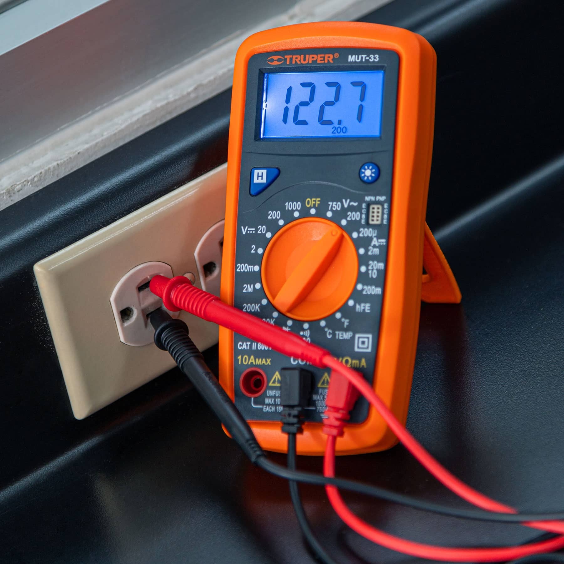 MULTIMETRO DIGITAL PARA MANTENIMIENTO BASICO